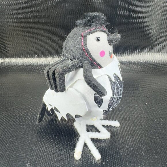 Target Hyde & EEK Featherly Friends Fabric Bird 2024 With Tags Figure Skitter - Picture 11 of 13